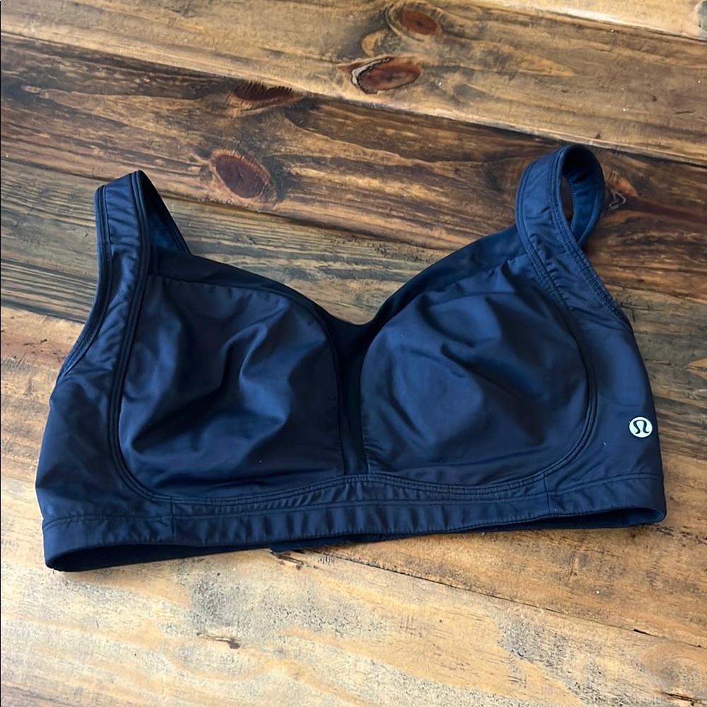 Lululemon Black Athletic High Impact Supportive Sports Bra.